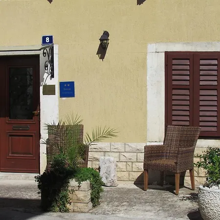 Galeb Holiday home *