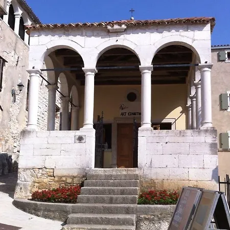 Galeb * Vrsar