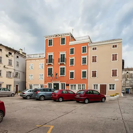 Galeb Nyaraló Vrsar