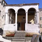 Galeb * Vrsar
