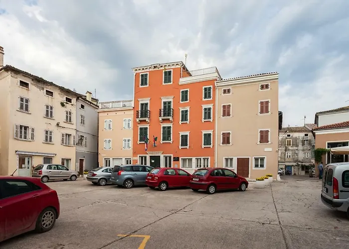 Galeb 펜션 브르사르